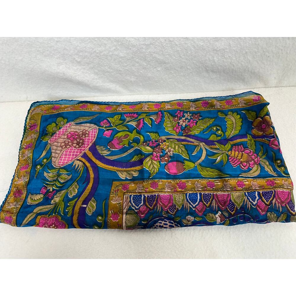 Large Square 100% Silk Scarf 36"X 39" Square Vintage Botanical Floral Ornate - Picture 7 of 10